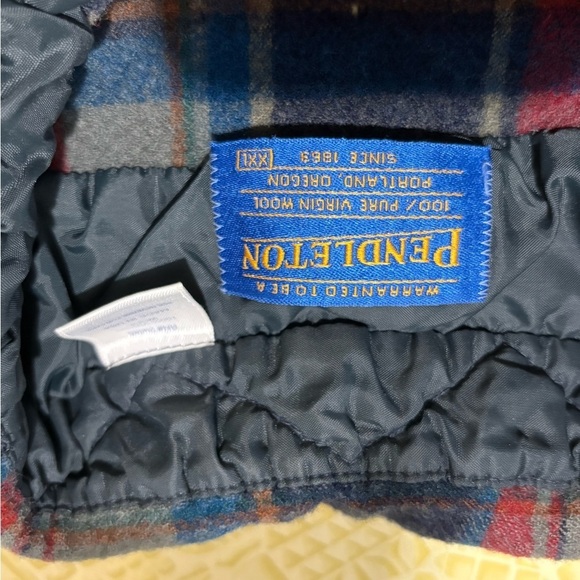 Vintage Pendleton Red and Blue Casual Button Down Shirt - Picture 7 of 12